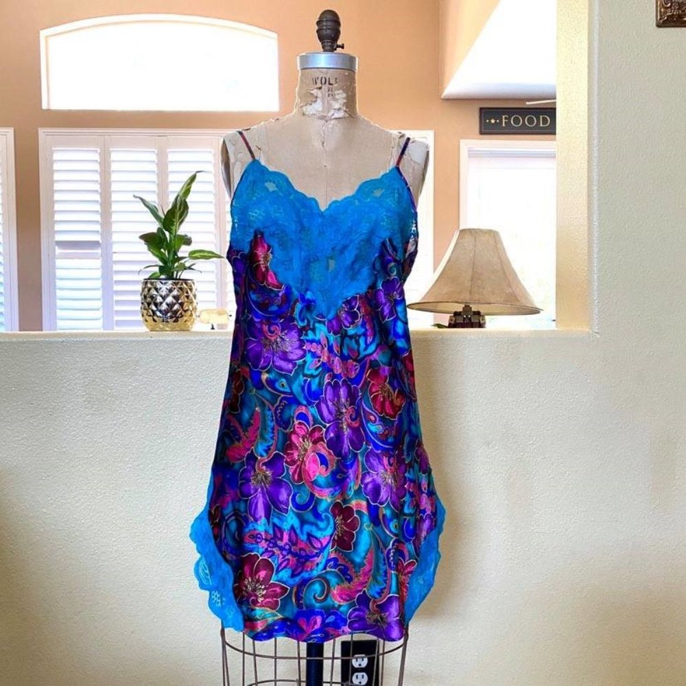 Vintage Victoria's Secret Lace Camisole Tank Large